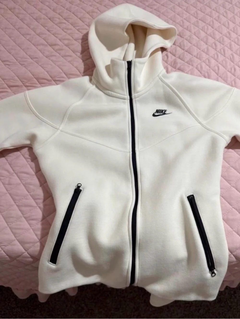Nike Tech Women’s